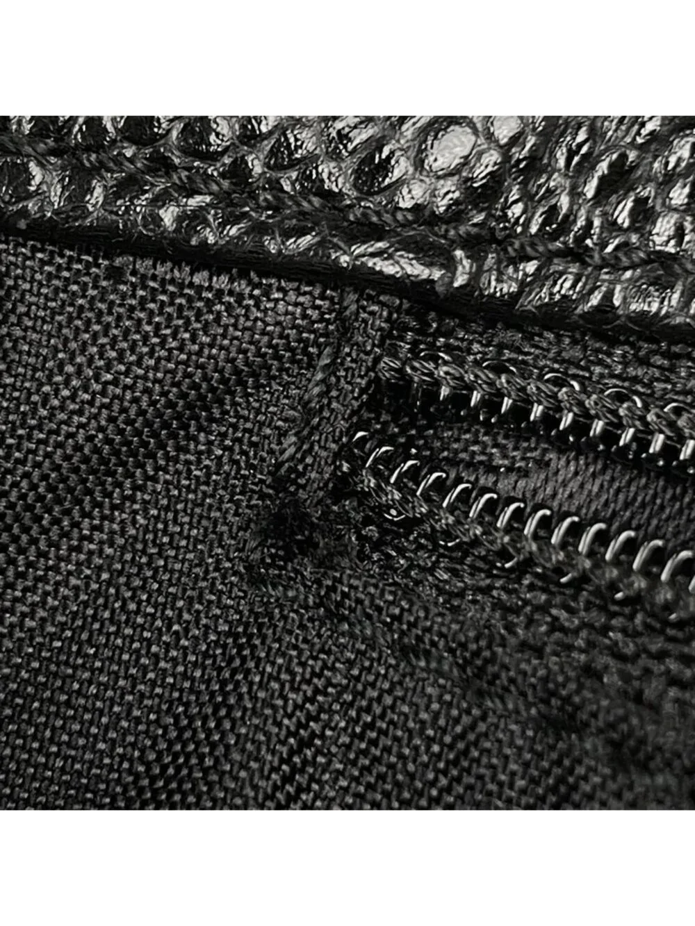 Chanel CC Logo Shoulder Bag Caviar Leather Black